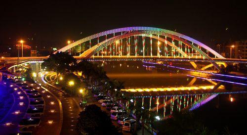 7 岐江夜色  中山市岐江橋的夜里景色.jpg
