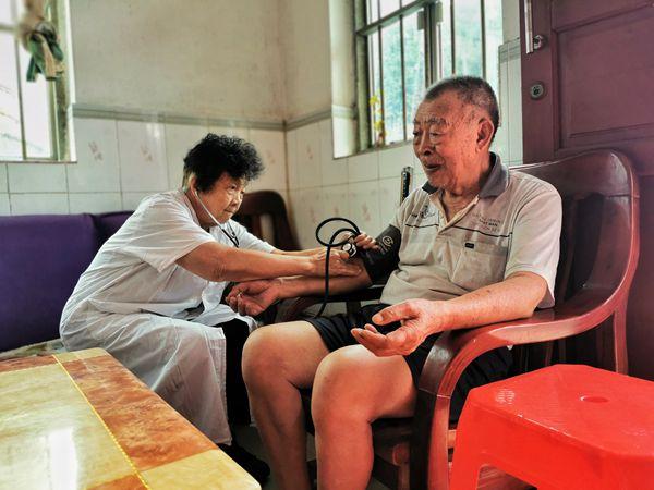 慰問老兵3網.jpg